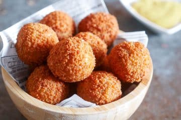 Bitterballen | Foodaholic.nl