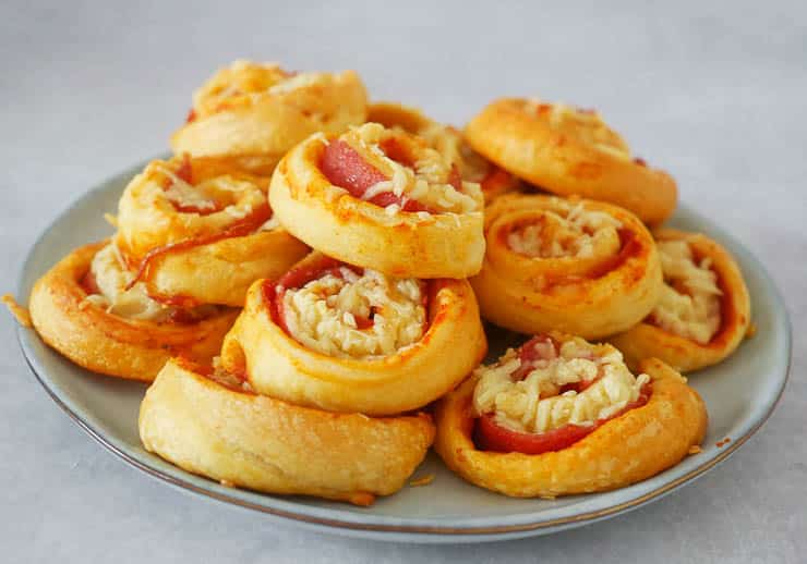 Pizzarolletjes | Foodaholic.nl