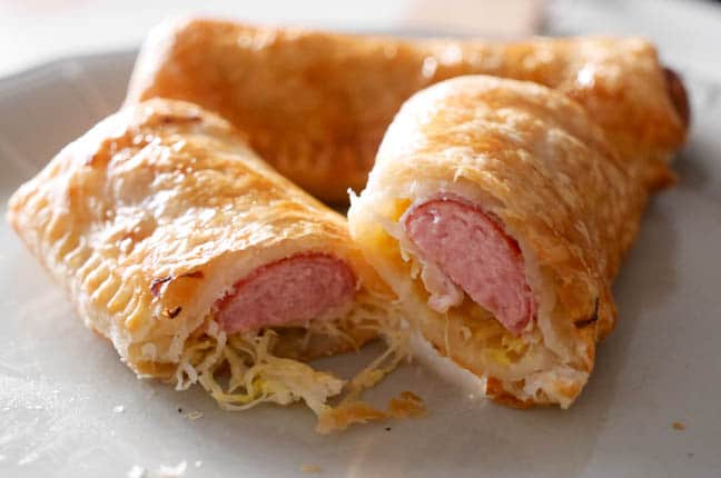 Rookworstbroodjes | Foodaholic.nl