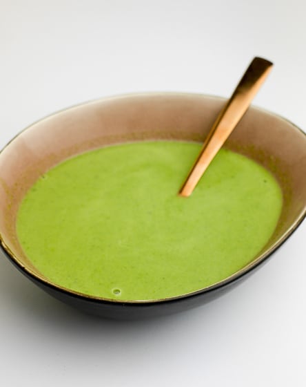 Doperwtensoep met spinazie | Foodaholic.nl