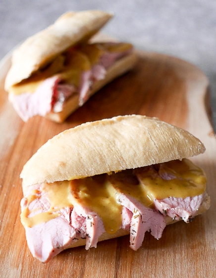 broodje warme beenham met honing- mosterdsaus, | Foodaholic.nl