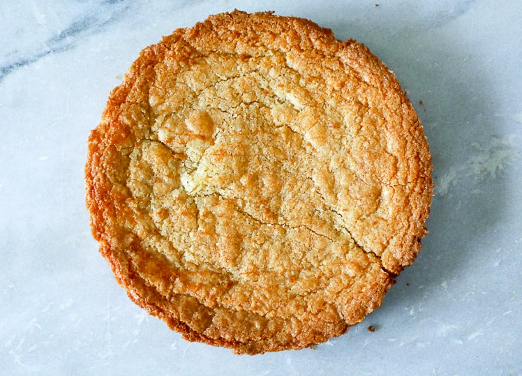 Boterkoek met een bodem van speculaas | Foodaholic.nl