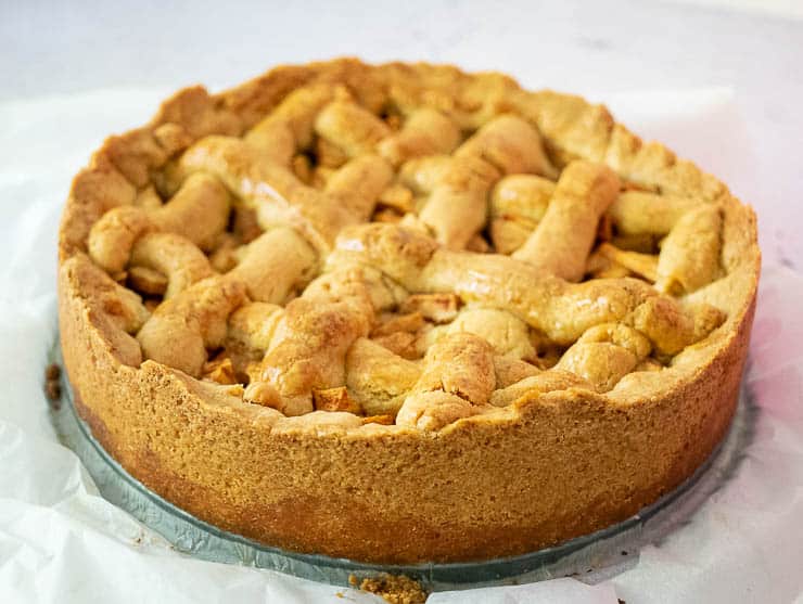 Appeltaart met een boterkoek bodem | Foodaholic.nl