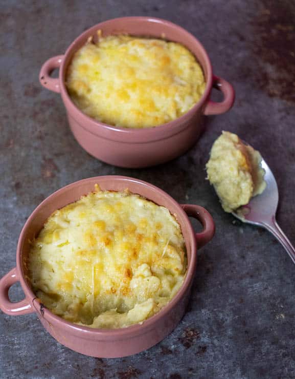 Bloemkoolpuree met kaas uit de oven | Foodaholic.nl