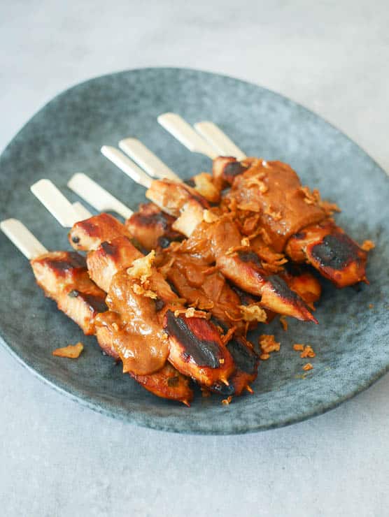 Saté van kippendijen | Foodaholic.nl