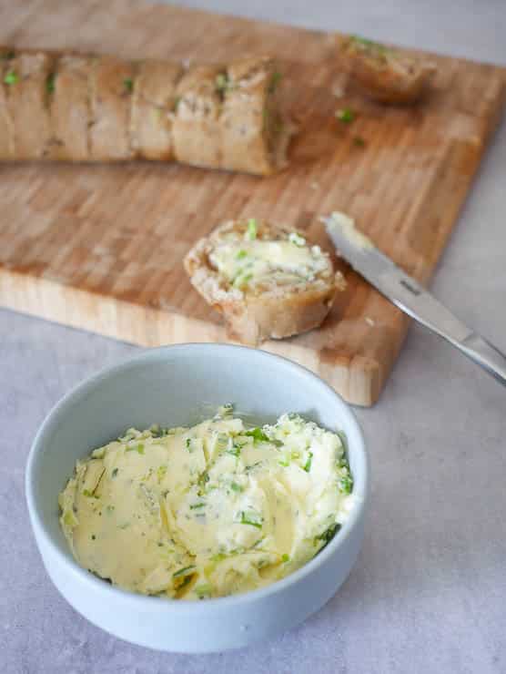 Zelfgemaakte kruidenboter | Foodaholic.nl