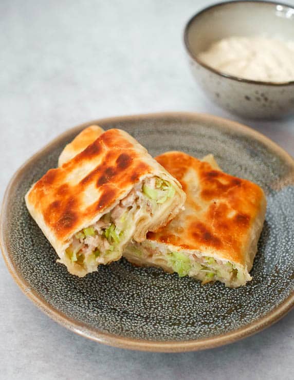 Martabak met kip en garnalen | Foodaholic.nl
