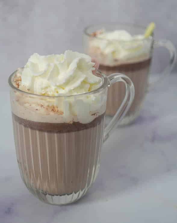 Warme Nutella chocolademelk | Foodaholic.nl