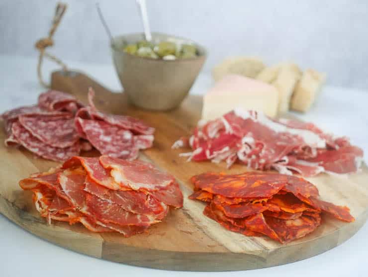 Spaanse borrelplank | Foodaholic.nl