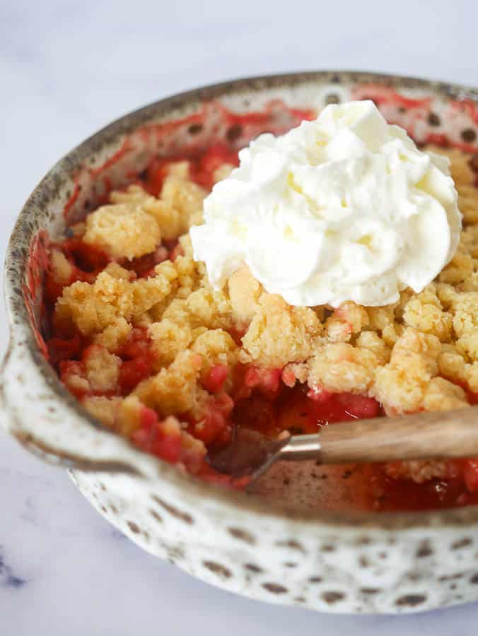 Aardbeiencrumble | Foodaholic.nl