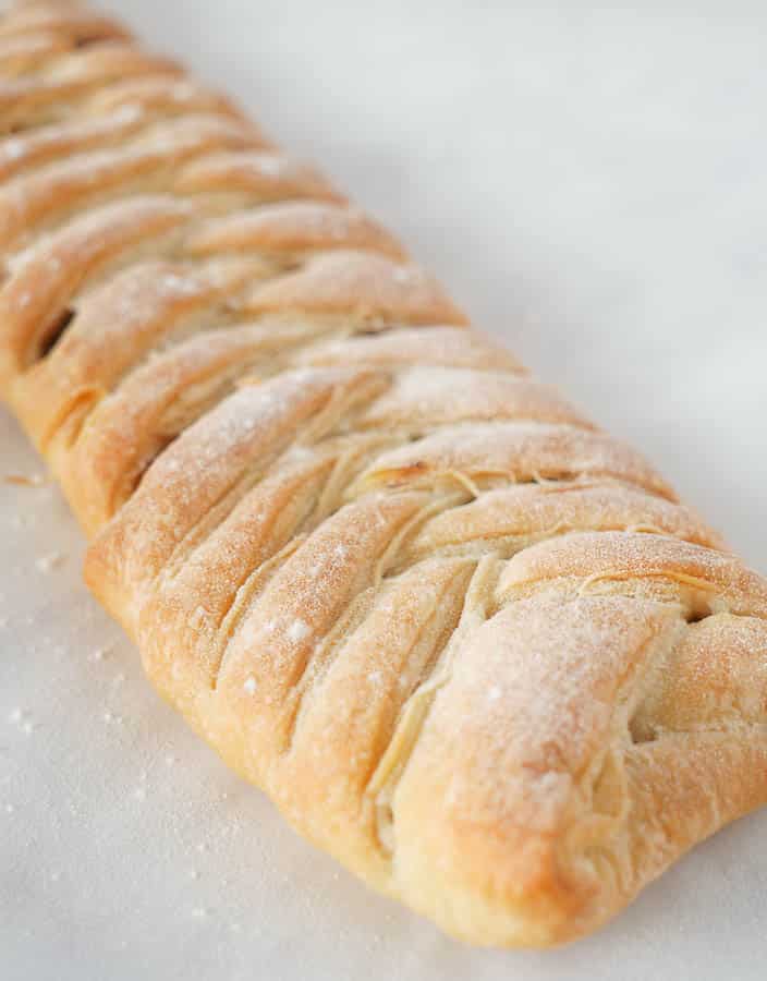 Nutella strudel | Foodaholic.nl