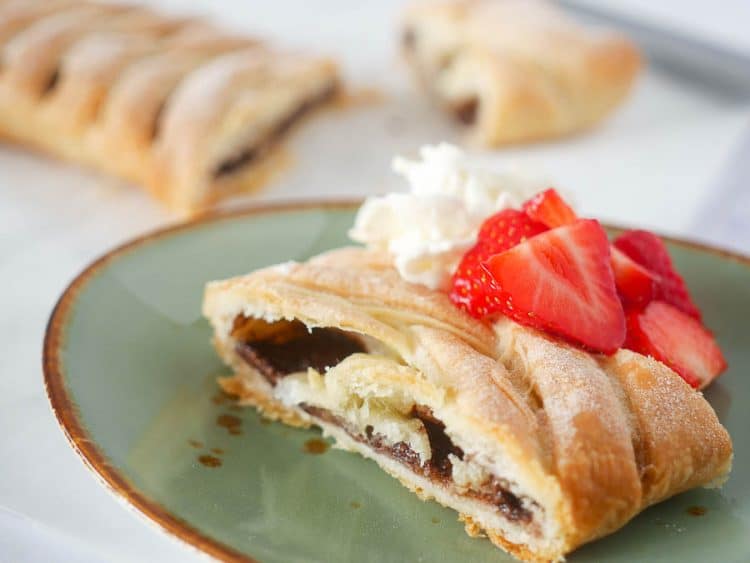 Nutella strudel | Foodaholic.nl