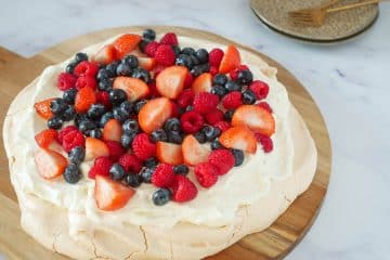 Pavlova met rood fruit