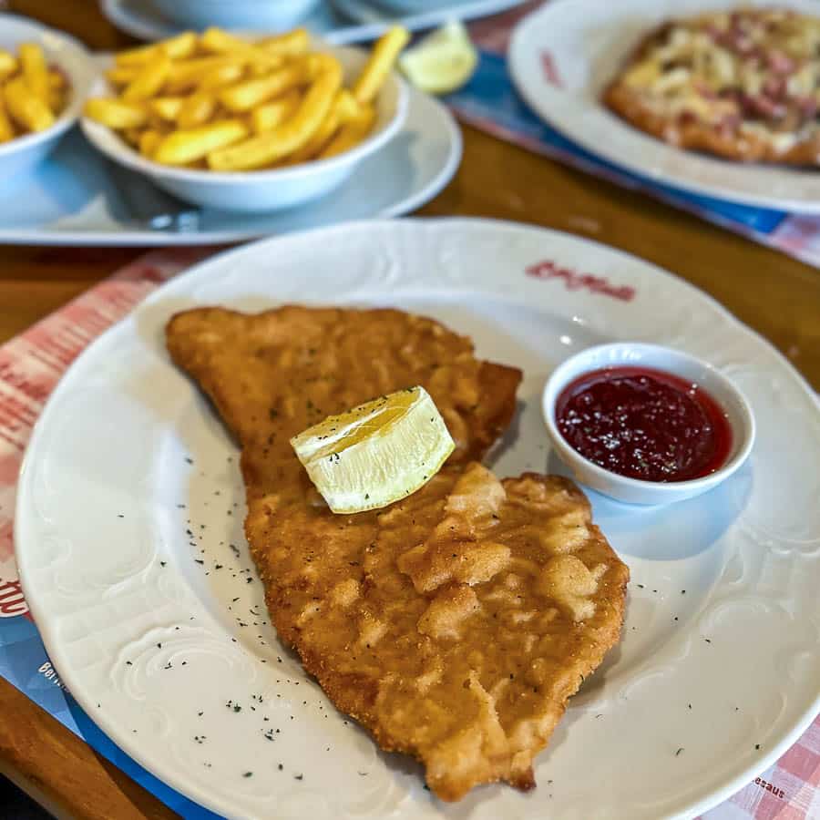 Schnitzel-bij-Bei-mutti