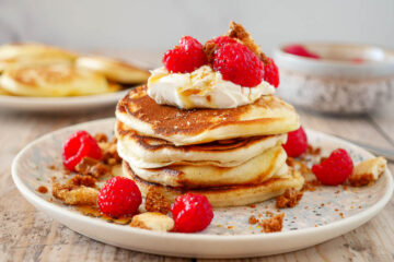 Pannenkoekjes met frambozen, mascarpone en Bastogne kruimels