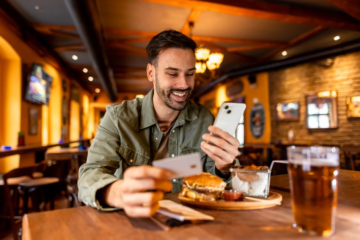 Met deze apps voor je iPhone boek je gemakkelijk een etentje